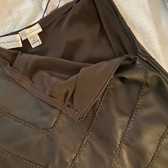 🚫SOLD🚫 Oscar de la Renta Chocolate Leather Chevron Skirt - Picture 8 of 10